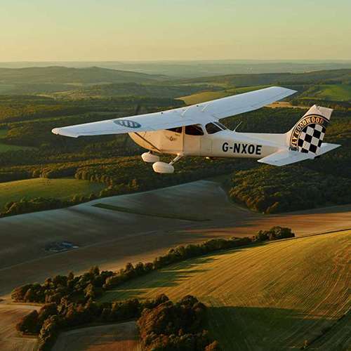 I've wanted to fly forever! And a flying lesson is the first step